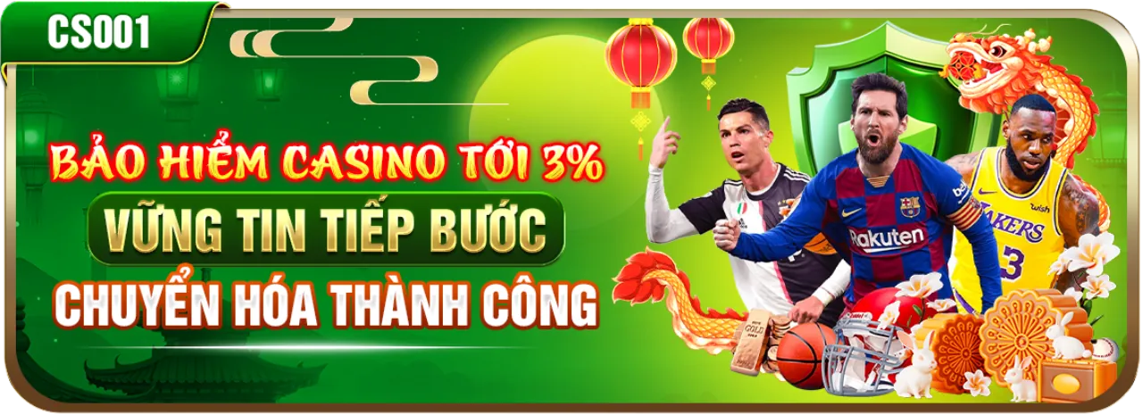Sân vận động bóng đá với khán giả hò reo và bảng tỷ số điện tử hiển thị kèo cược KU888